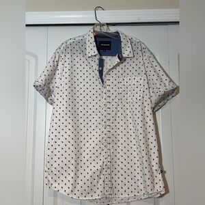 Aeropostale White Shirt with Red Heart Pattern Size XL